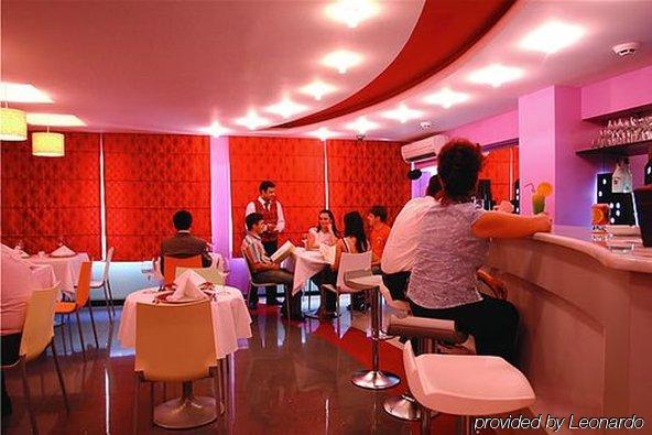 Bulvar Inn Baku Restaurang bild